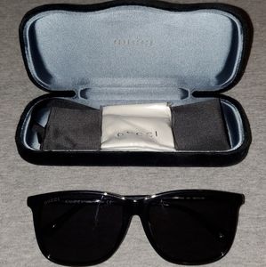 ***Authentic*** Gucci Sunglasses